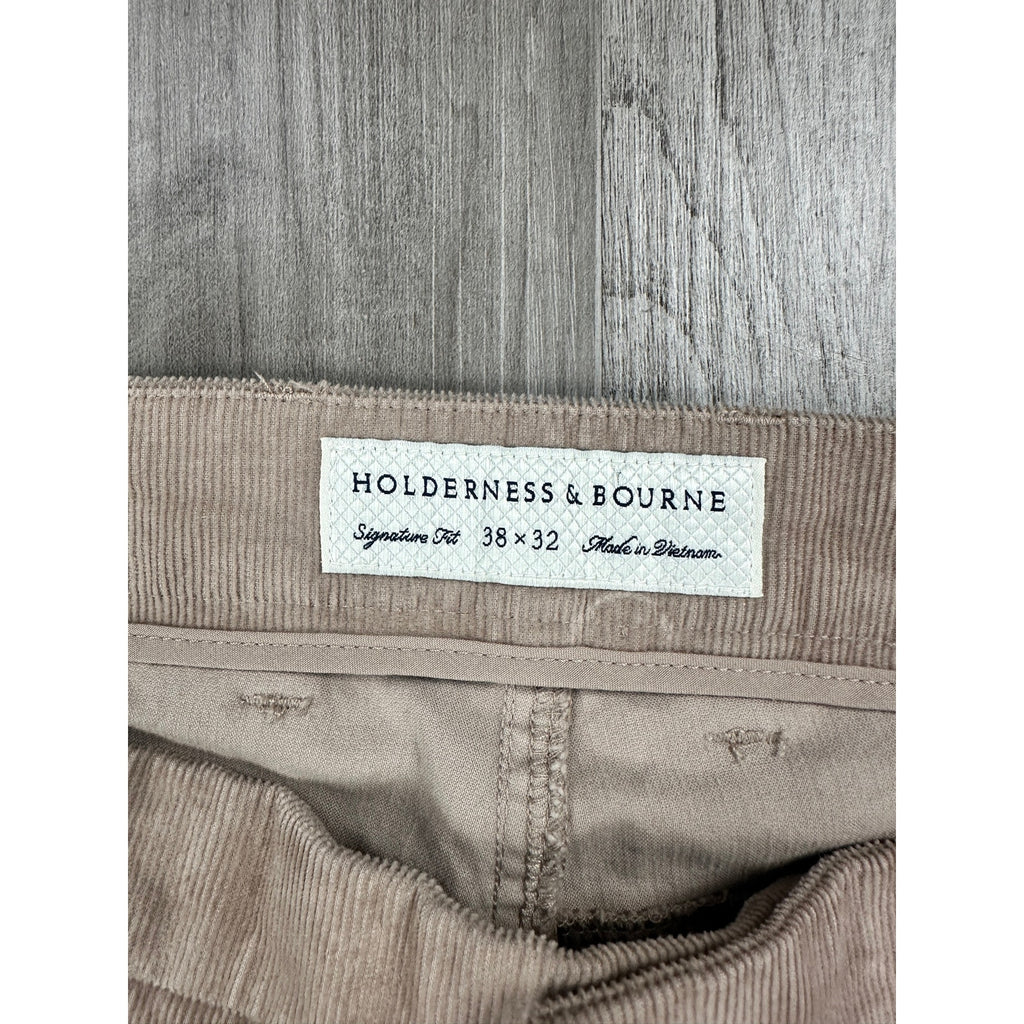 Holderness & Bourne The Baxter Corduroy Pants in Fescue — Size 38x32
