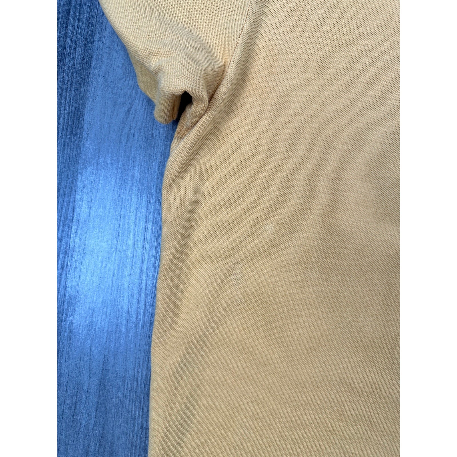 King Ranch Mesh Knit Western Button Polo in Yellow — Size Medium // Preowned