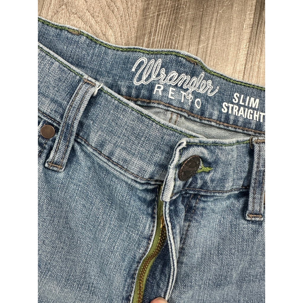Wrangler RETRO Jacksboro Slim Straight Jeans — Size 32x30 // Preowned