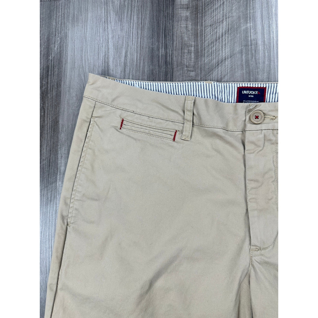 UNTUCKit St. Vincent 9-Inch Chino Shorts in Tan — Size 36 // Preowned