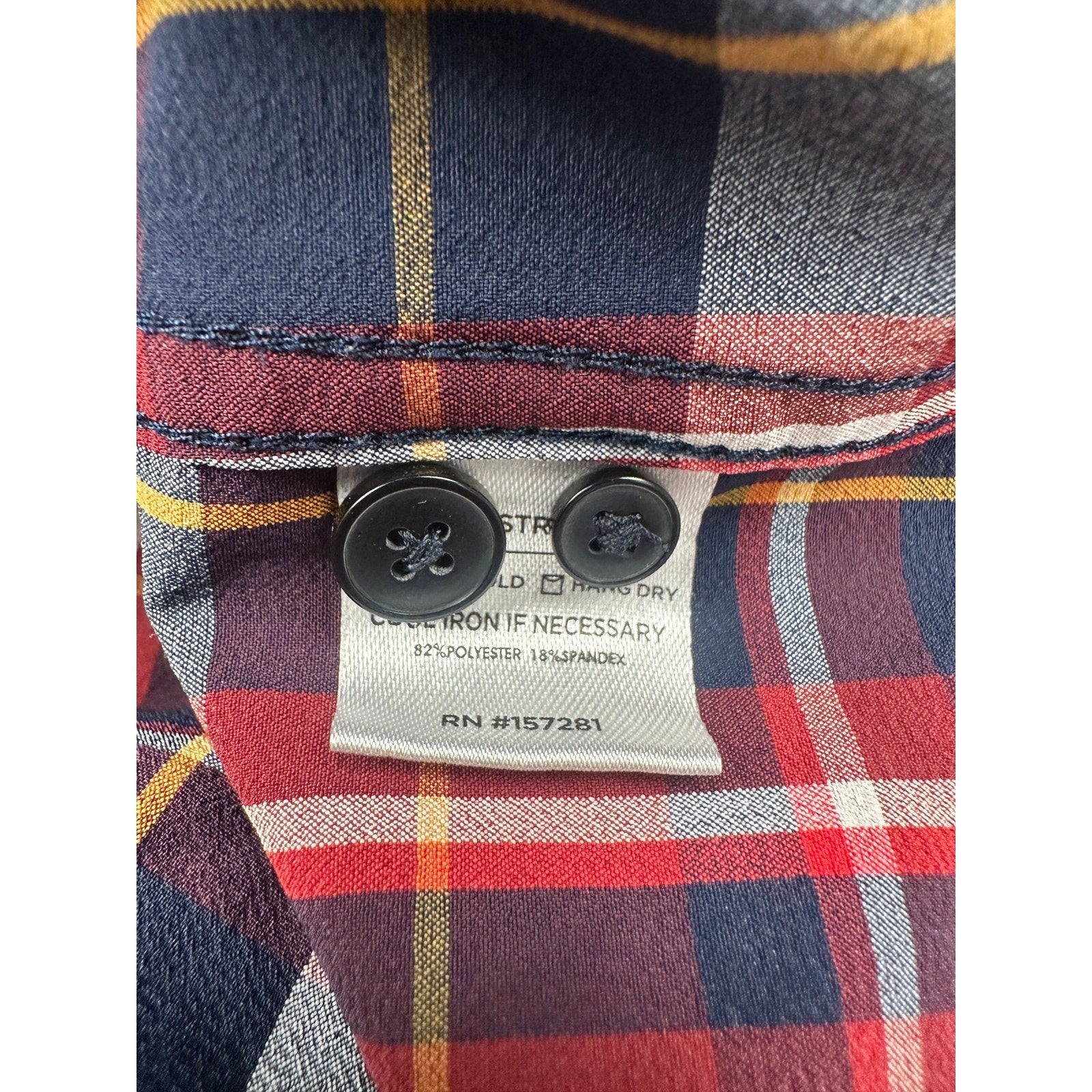 Mizzen+Main Leeward Performance Plaid Trim Fit Long Sleeve Button Down in Red, Navy, Yellow — Size Small // Preowned