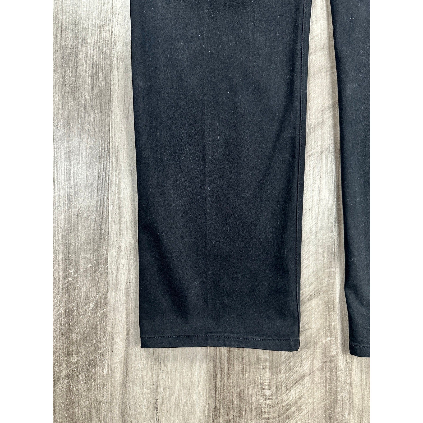 AG Adriano Goldschmied The Graduate Tailored Leg Pant in Super Black — 36x32
