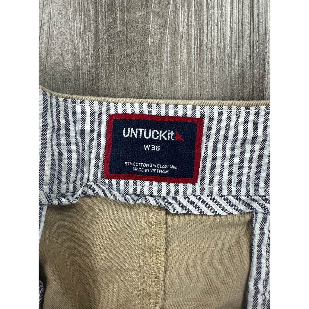 UNTUCKit St. Vincent 9-Inch Chino Shorts in Tan — Size 36 // Preowned