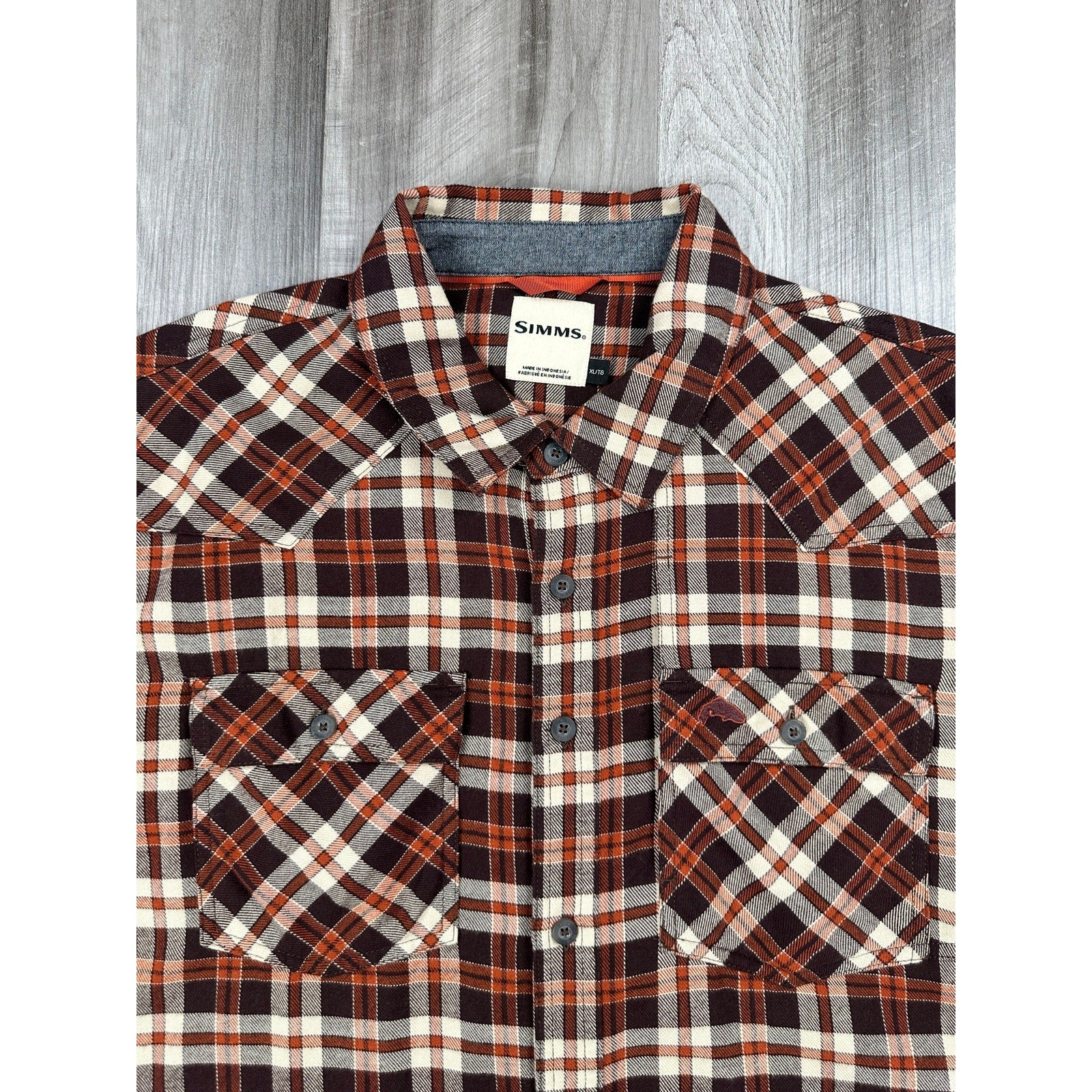 Simms Santee Flannel Camp Plaid Long Sleeve Shirt in Mahogany, Tan — Size XL // Preowned