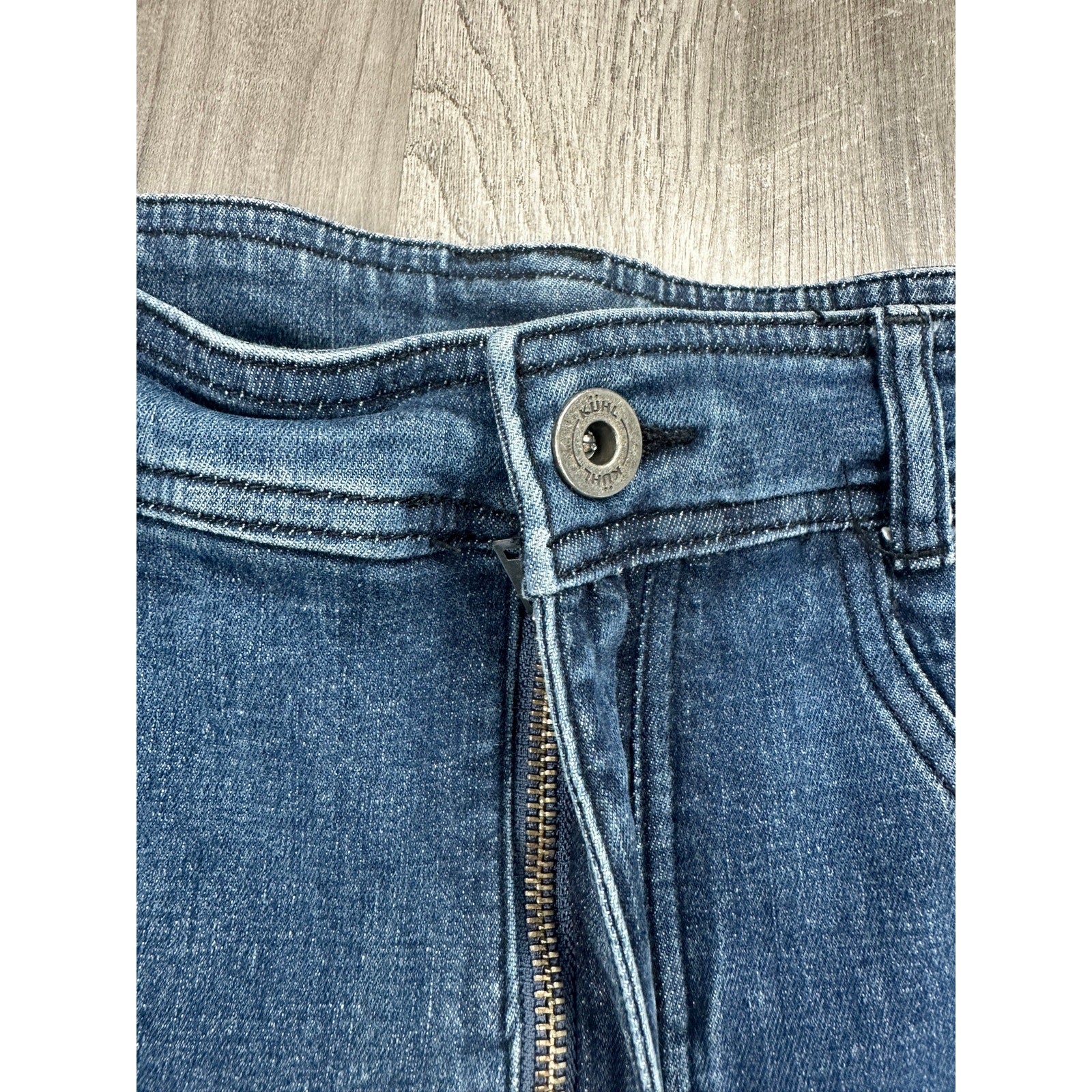 Kuhl Klassic Fit Kuhl Denim Jeans in Blue — Size 36x32 // Preowned