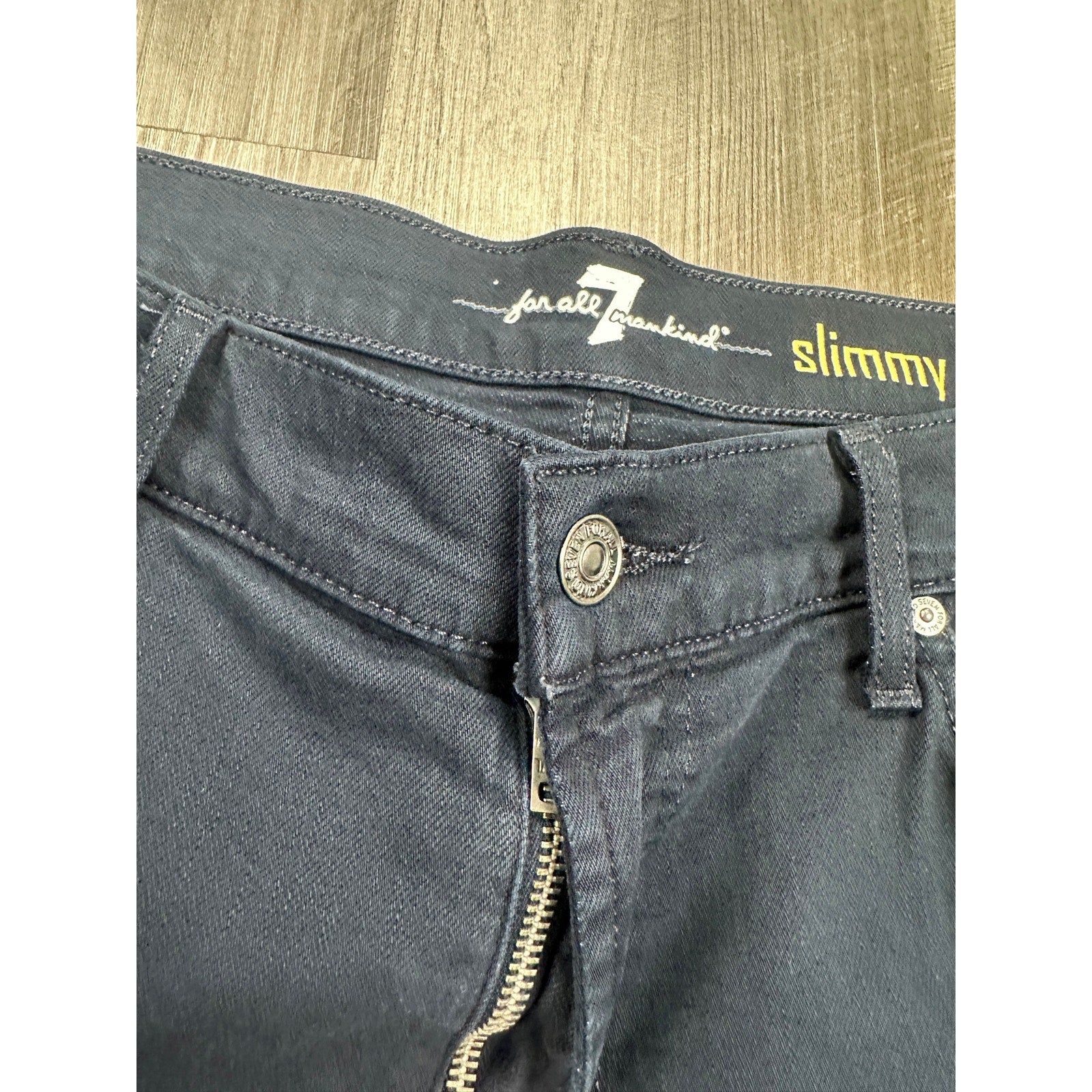 7 For All Mankind Slimmy Stretch Jean in Navy Blue — Size 36 // Preowned