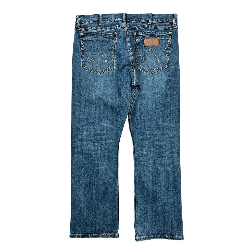 Wrangler Retro Slim Boot Cut Jean in Blue — Size 36x30 // Preowned