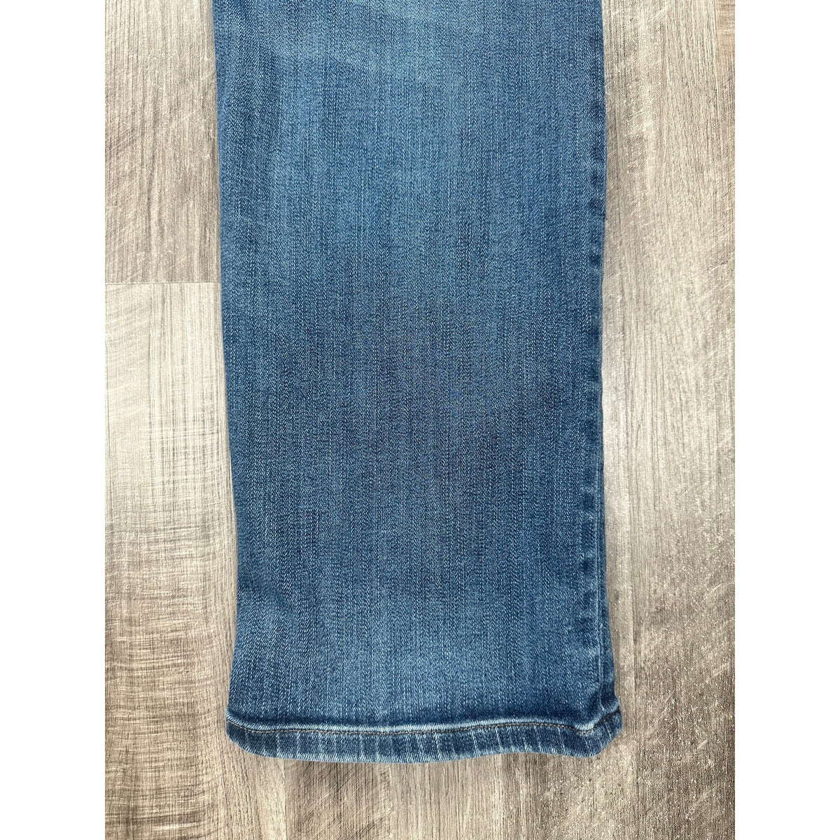 Paige Federal Slim Straight Warwick Jeans — Size 40 // Preowned