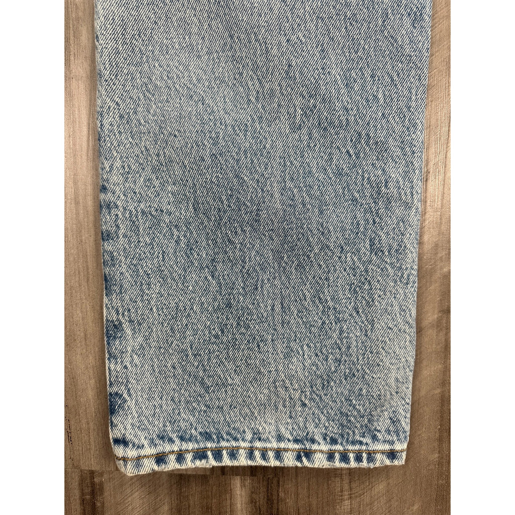 Alex Mills AM Original 5 Pocket Jean in Light Wash — Size 32