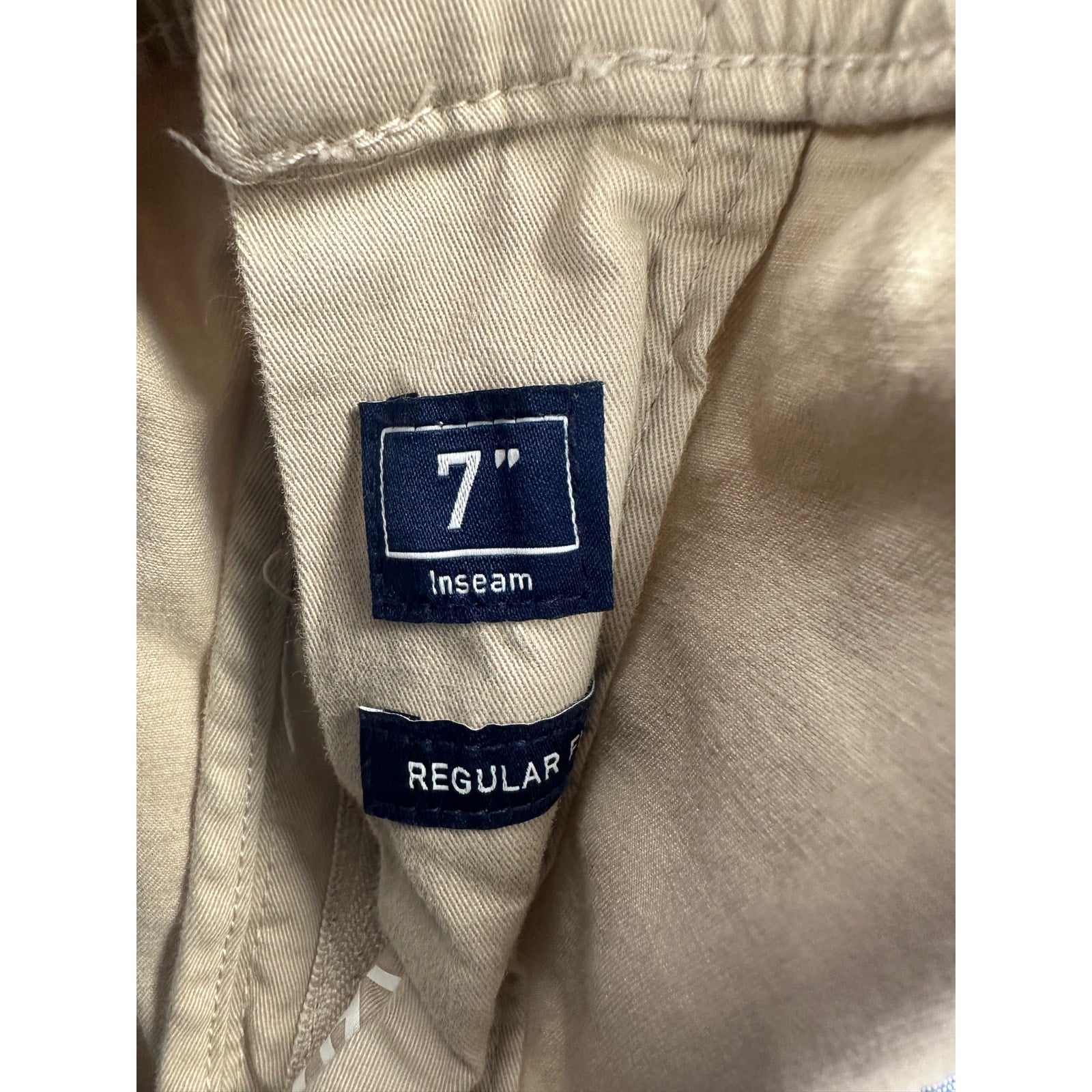 Chubbies 7-Inch Regular Fit Elastic Waist Chino Shorts in Khaki — Size Large // Preowned