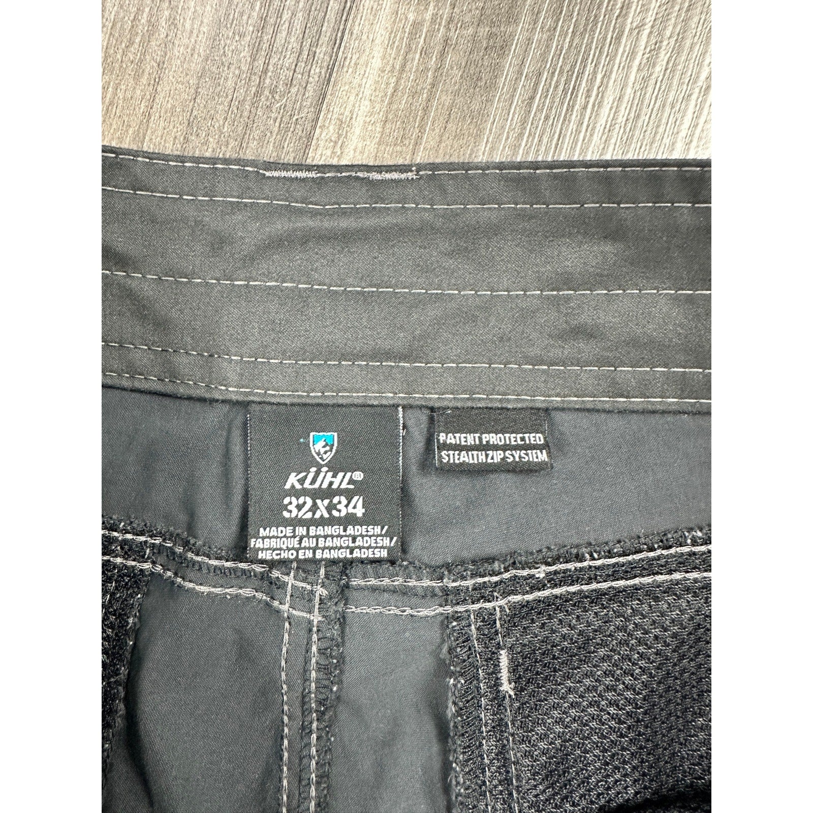 Kuhl Renegade Convertible Cargo Pants in Charcoal — Size 32x34 // Preowned