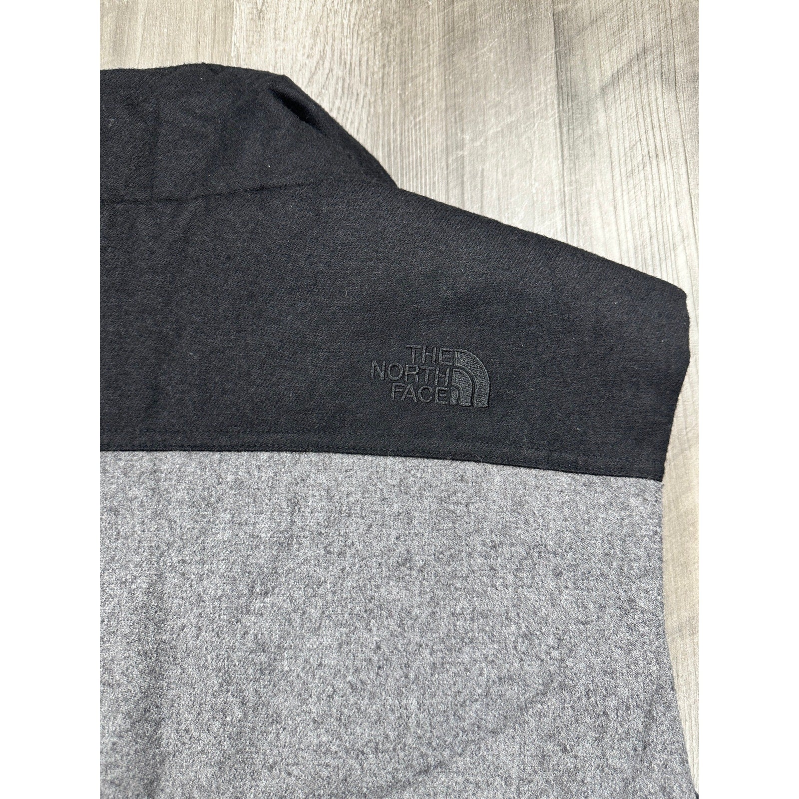 The North Face Wool Blend Retro Utility Vest in Black and Gray — Size Large // Preowned
