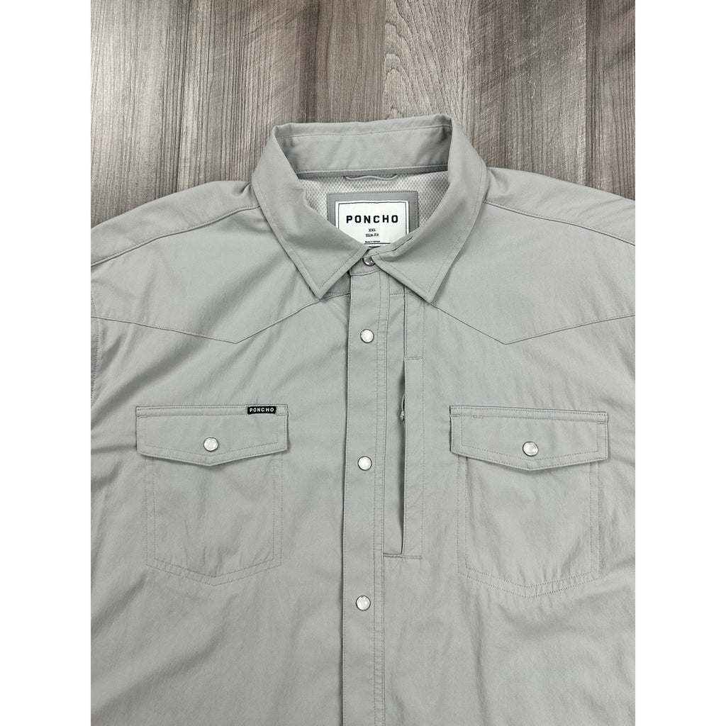 Poncho Outdoors The Laredo Slim Fit Western Performance Short Sleeve Pearl Snap in Gray — Size 2XL // Preowned