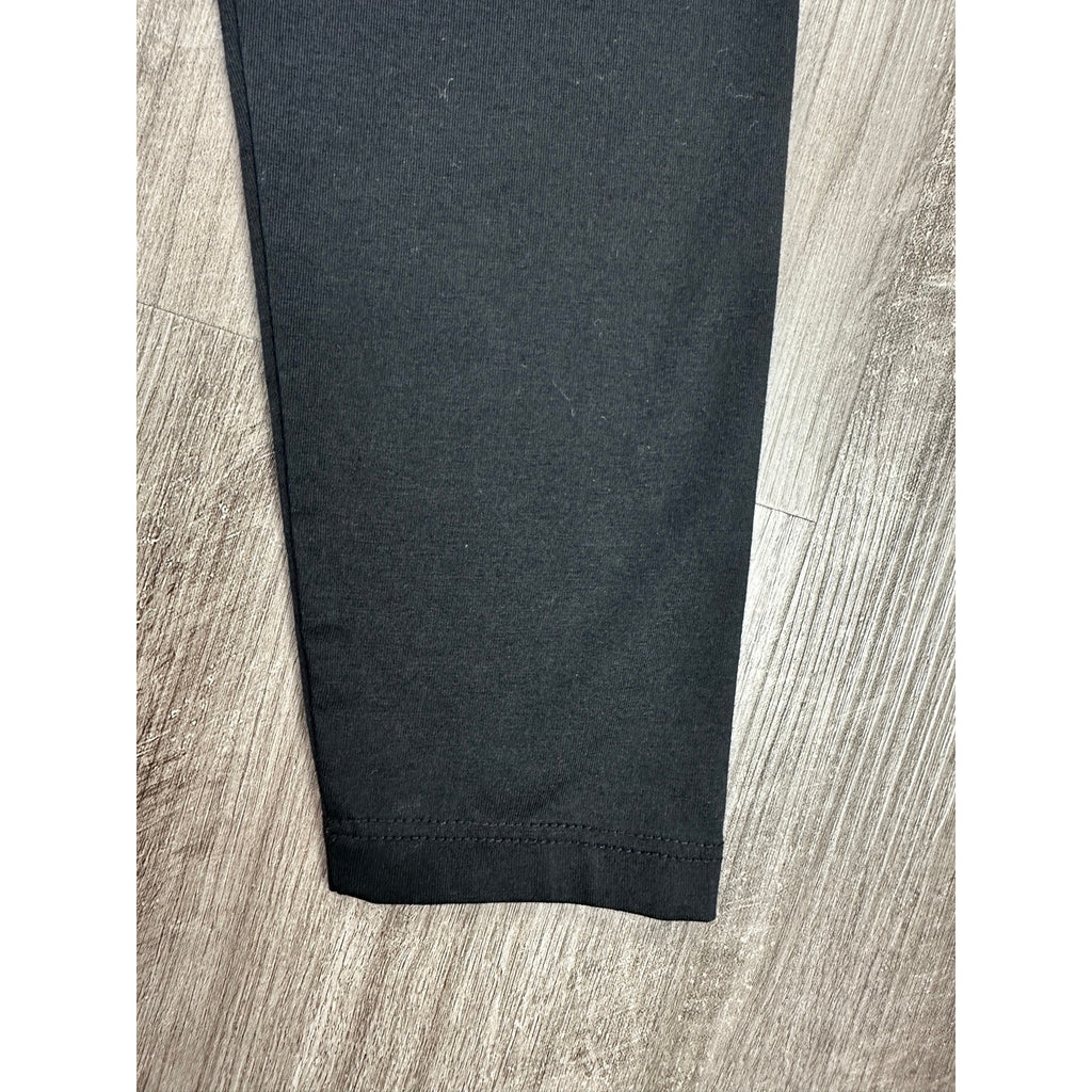 Cuts Clothing AO Crew Neck Long Sleeve Curve Hem Tee in Black — Size Medium // Preowned