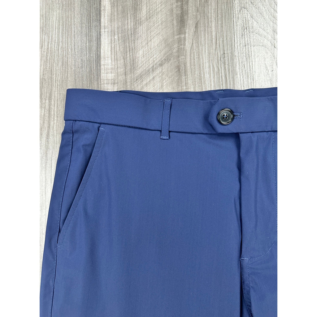 Greyson Montauk Performance Golf Chino Shorts in Navy — Size 33 // Preowned