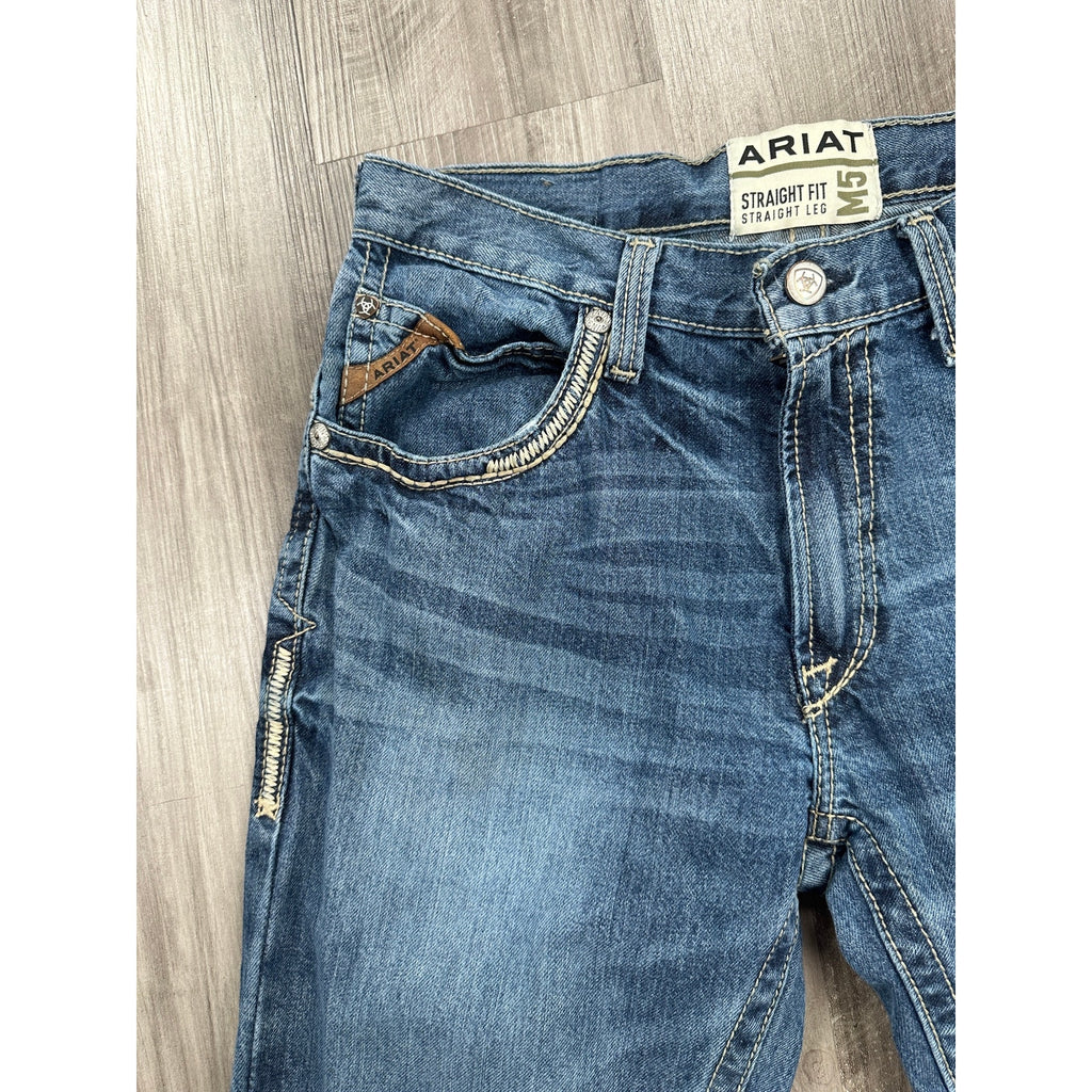 Ariat Gambler M5 Stackable Straight Leg Jean in Blue — Size 32x34 // Preowned