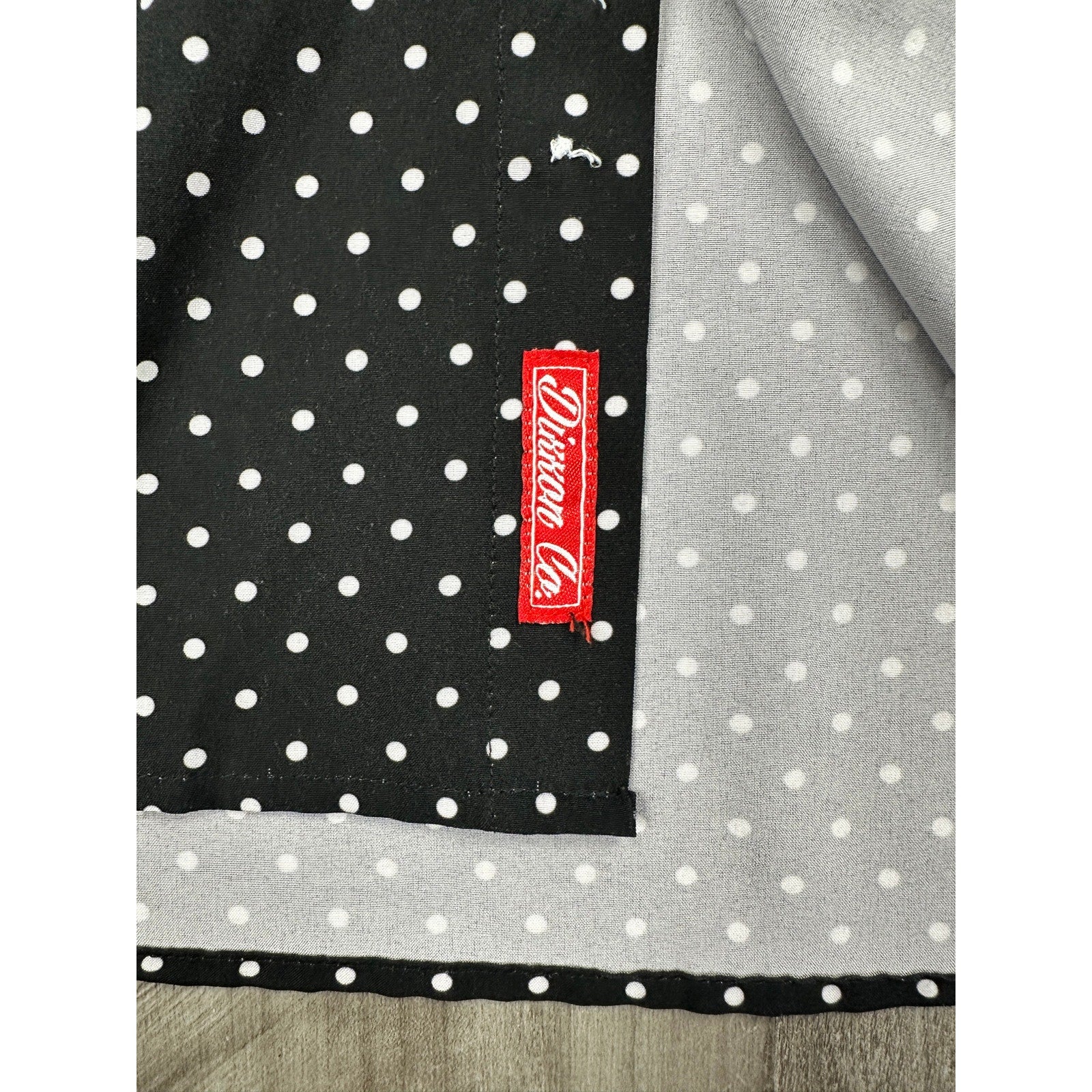 Dixxon Flannel Company The Milton Short Sleeve Shirt in Black, White — Size Large // Preowned