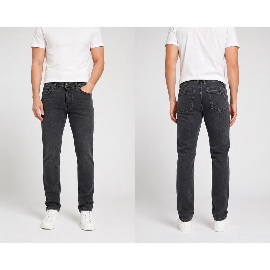 TPJ The Perfect Jean Athletic Fit Jeans in Washed Black — Size 31x32 // Preowned