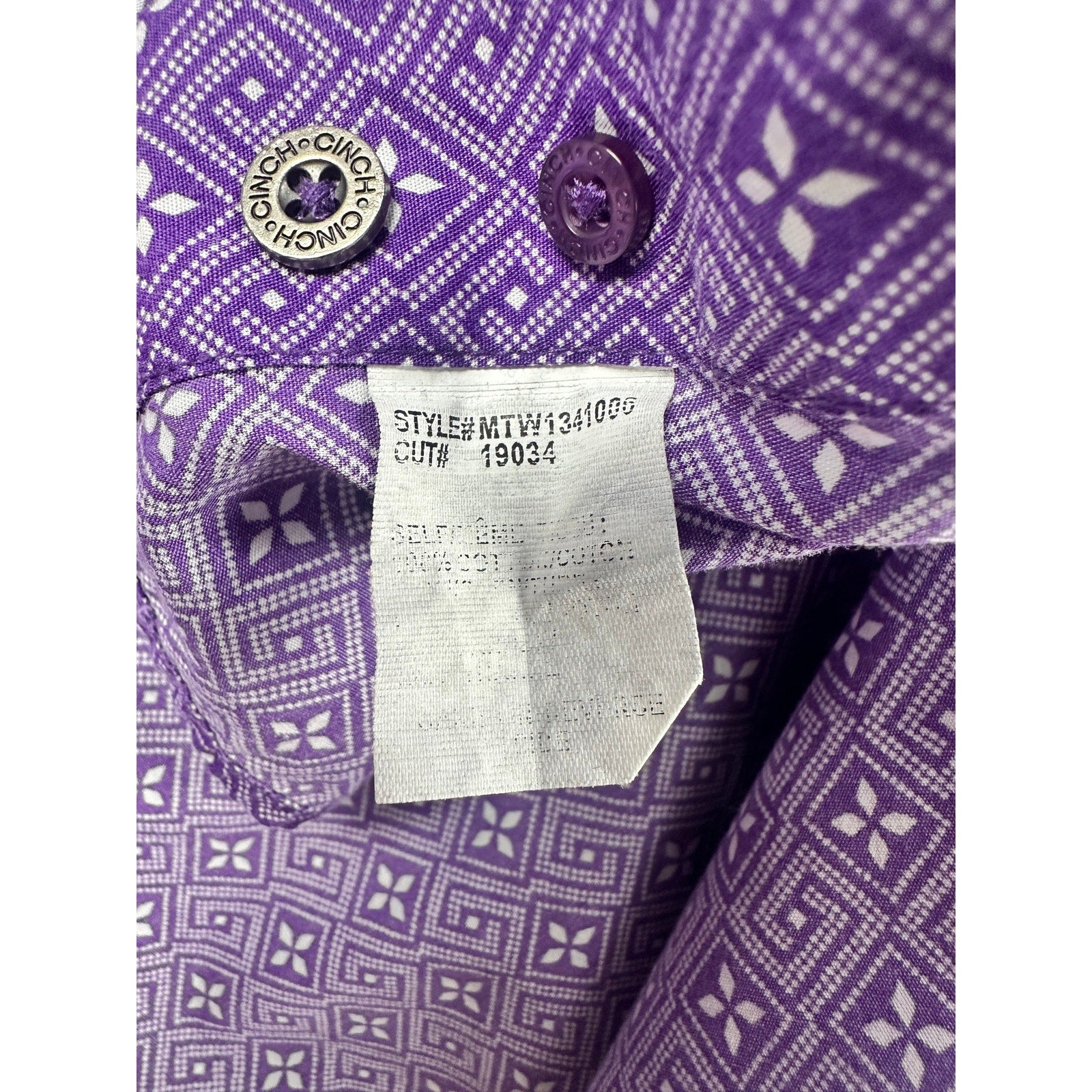 Cinch Modern Fit Geo Print Western Long Sleeve Button Down in Purple and White — Size 2XL // Preowned