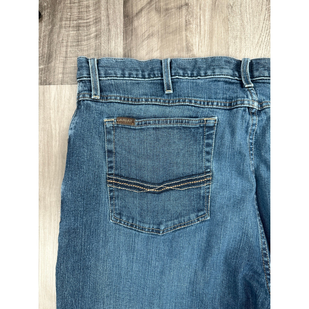 Ariat Legacy Kilroy M4 Relaxed Bootcut Jeans in Blue — Size 44x30 // Preowned