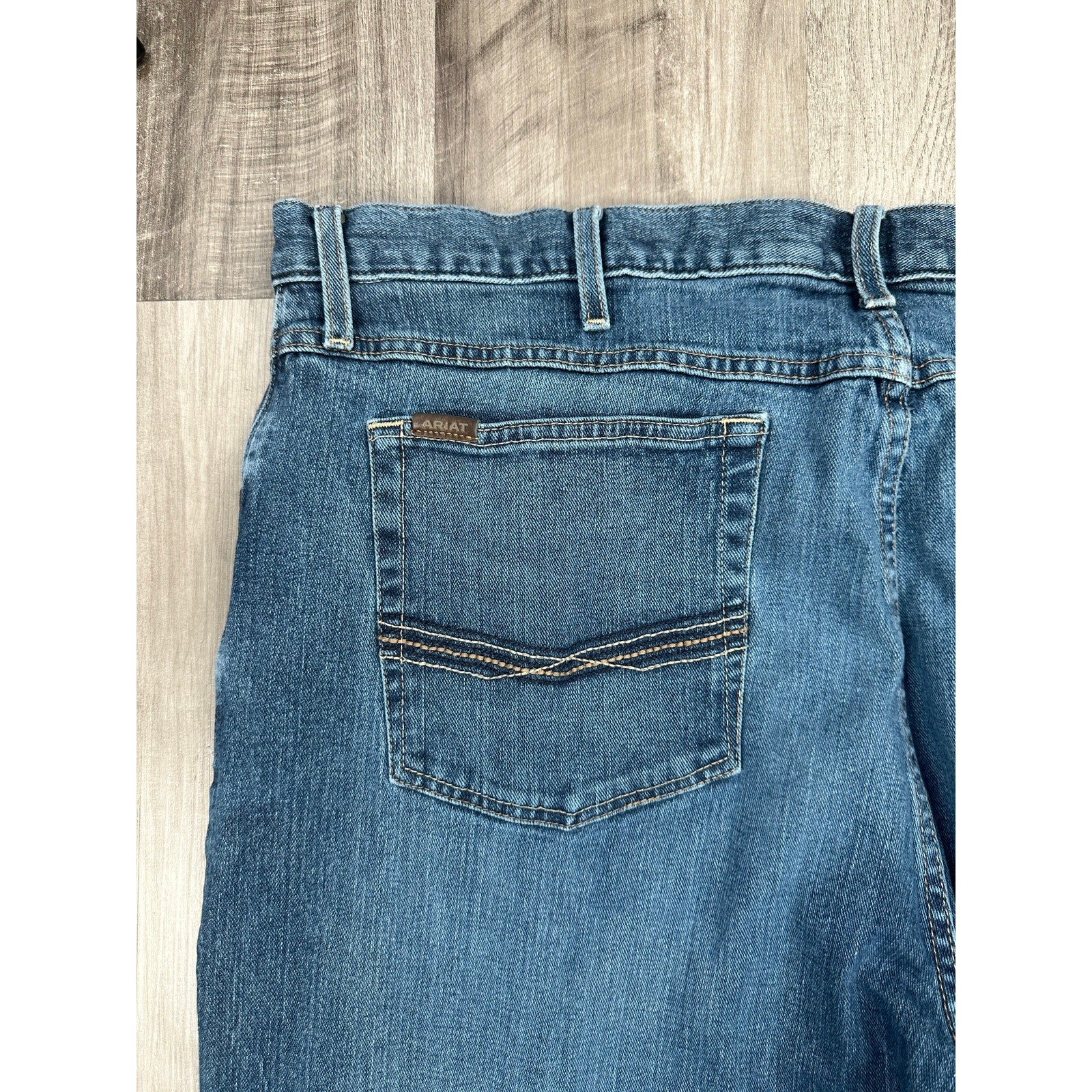 Ariat Legacy Kilroy M4 Relaxed Bootcut Jeans in Blue — Size 44x30 // Preowned
