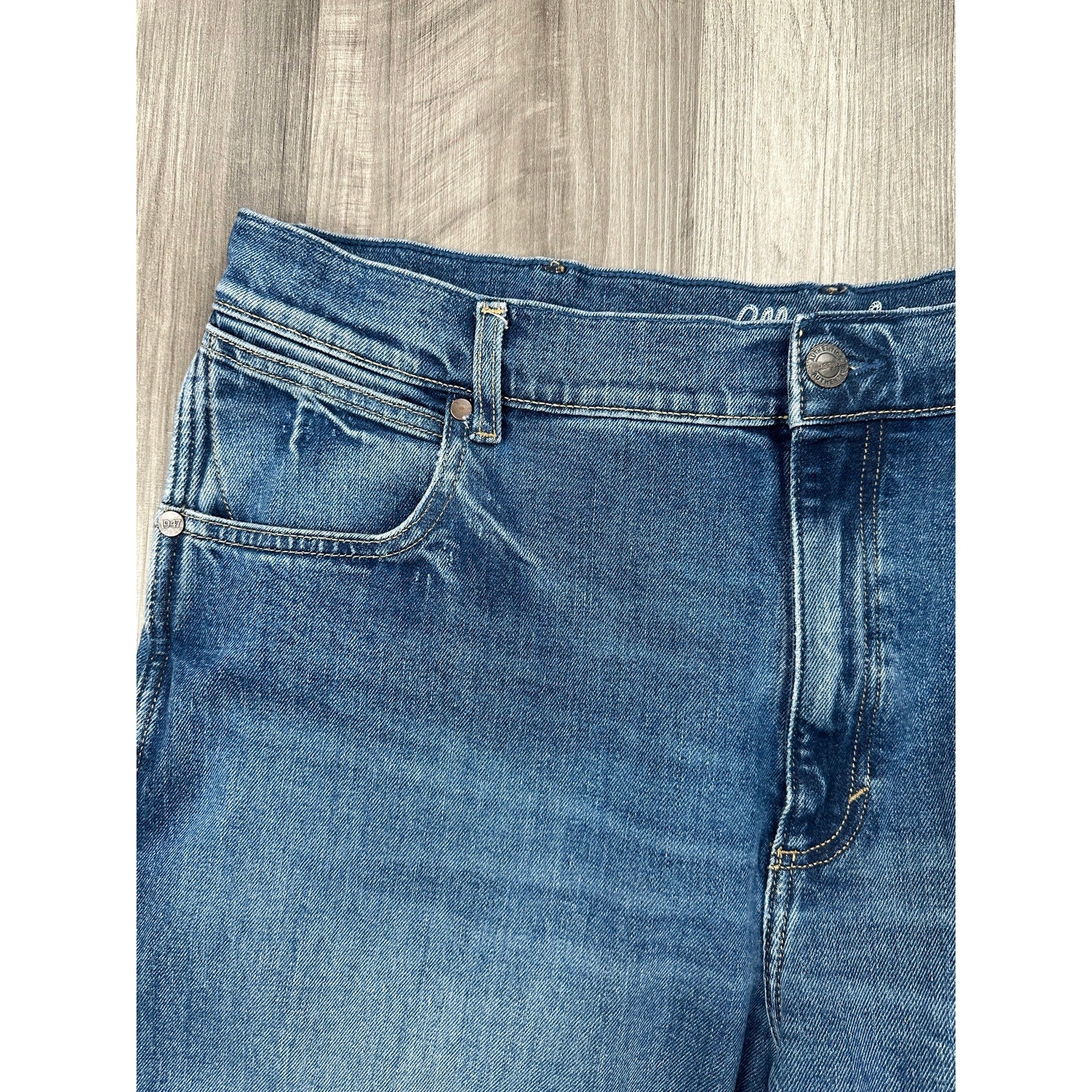 Wrangler Retro Slim Boot Cut Jeans in Blaze Blue — Size 40x34 // Preowned