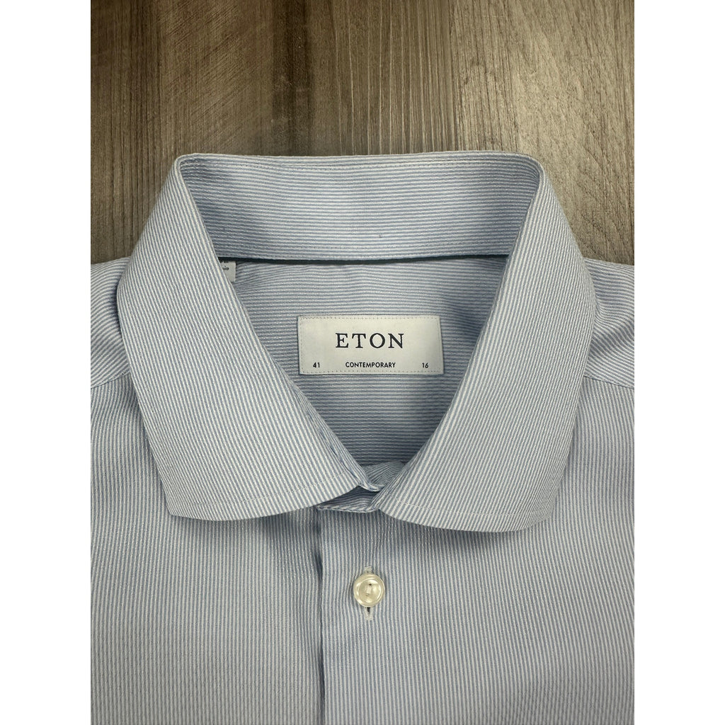 Eton Contemporary Signature Twill Long Sleeve Button Down in Light Blue and White — Size Large // Preowned