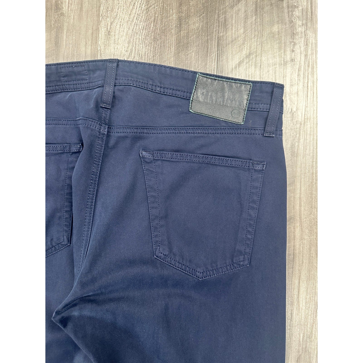 AG Adriano Goldschmied The Tellis Modern Slim Straight Sueded Stretch Sateen Chino Jeans — Size 34x34 // Preowned