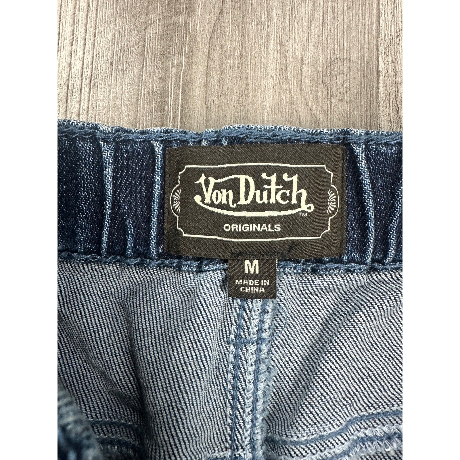 Von Dutch Denim Elastic Waist Shorts in Highblow Wash — Size Medium