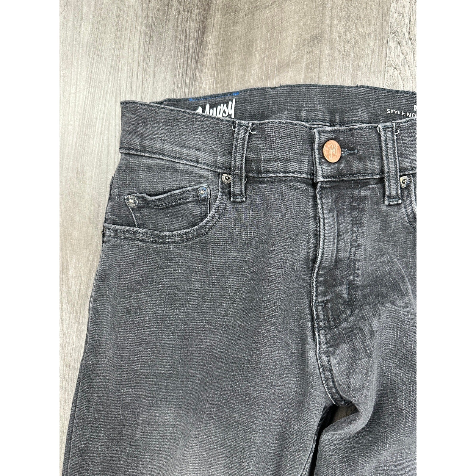Mugsy Mags Modern Slim Straight Stretch Jean in Washed Black — Size 30x30 // Preowned
