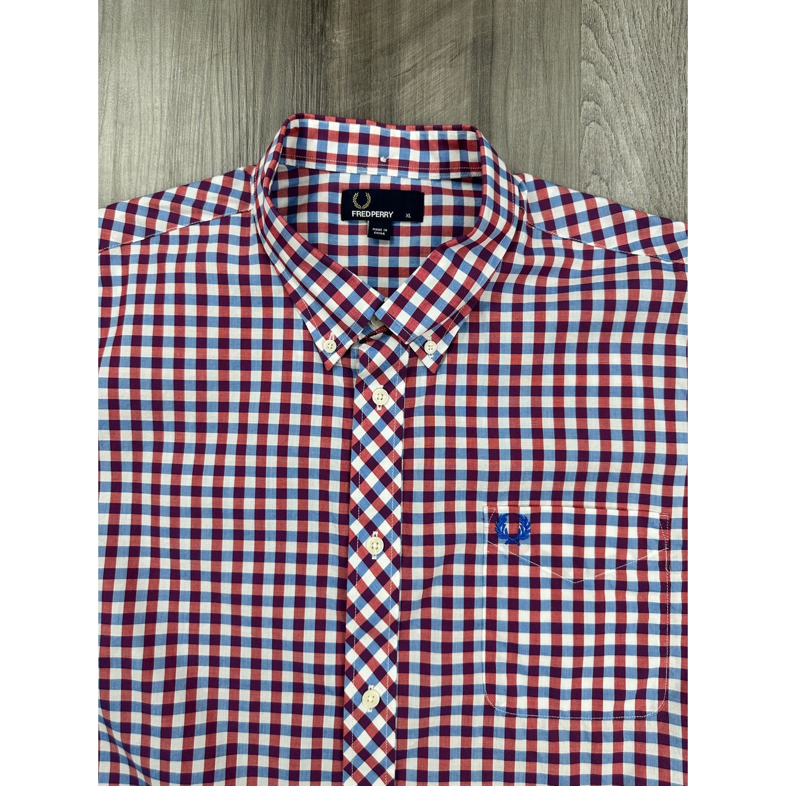 Fred Perry Gingham Short Sleeve Button Down in Dark Red Blue White — Size XL // Preowned