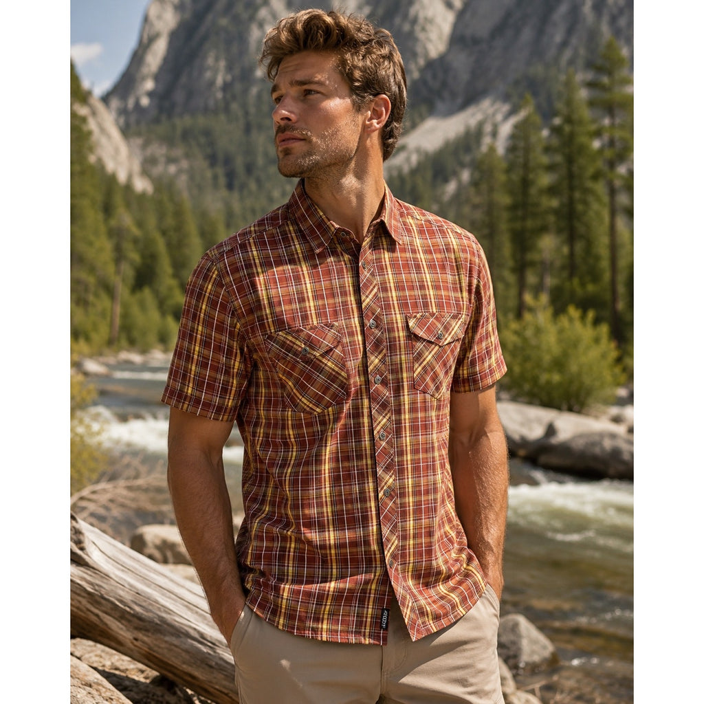 Kuhl Suncel Plaid Short Sleeve Button Down in Reddish Brown, Brown, Golden Yellow and White — Size XL // Preowned