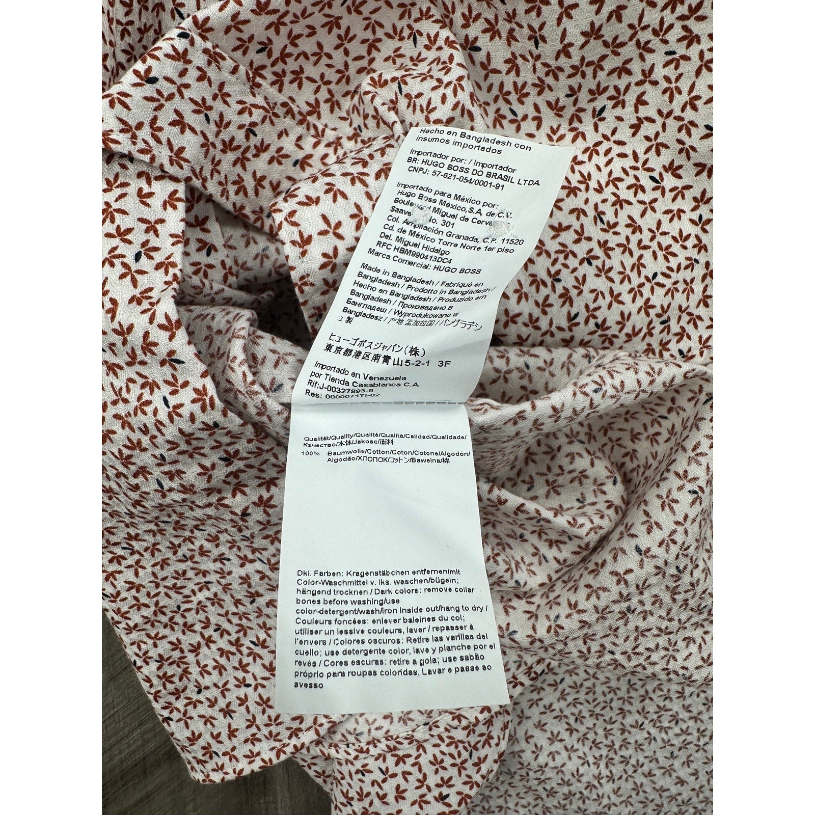 BOSS Hugo Boss Robbie Shaped Fit Leaf Long Sleeve Button Down in White Orange Black Leaves — Size 2XL // Preowned