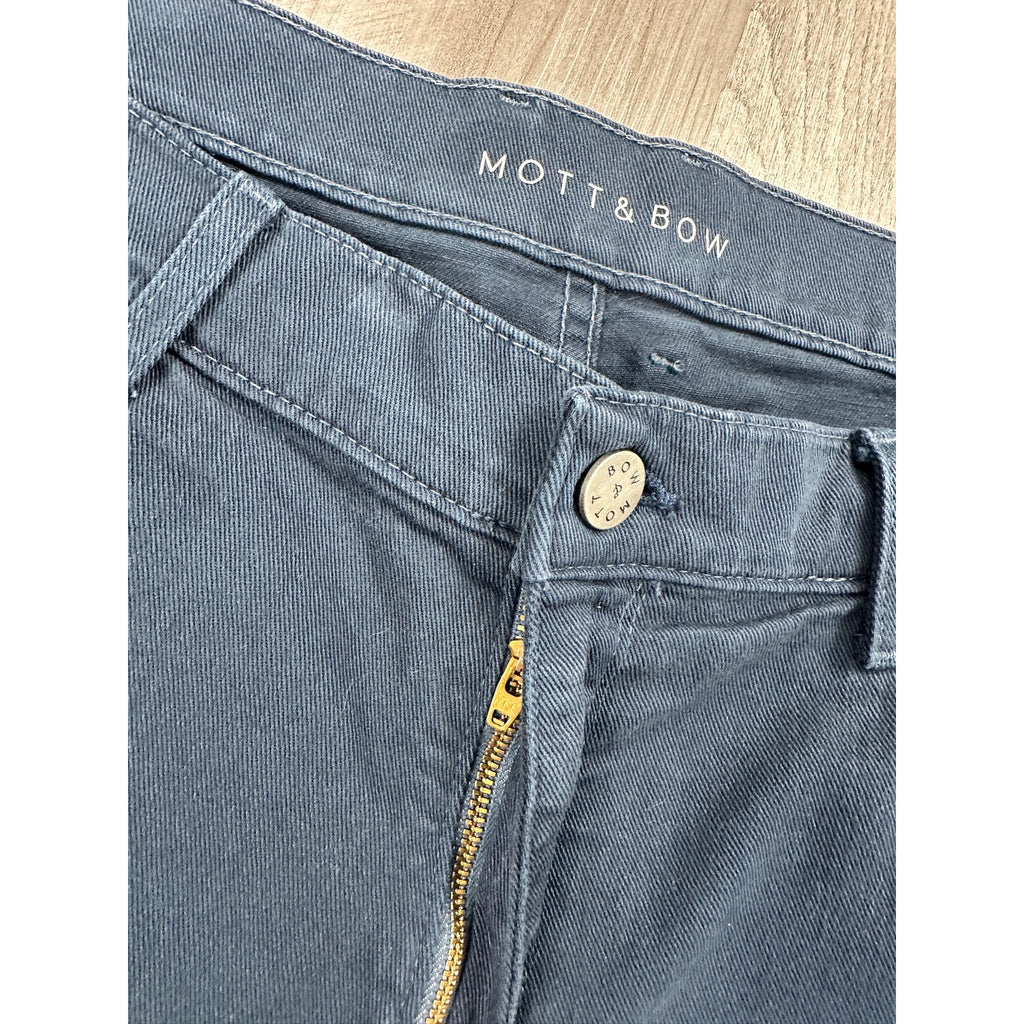 Mott & Bow Straight Mercer Jeans in Blue — Size 40x32 // Preowned