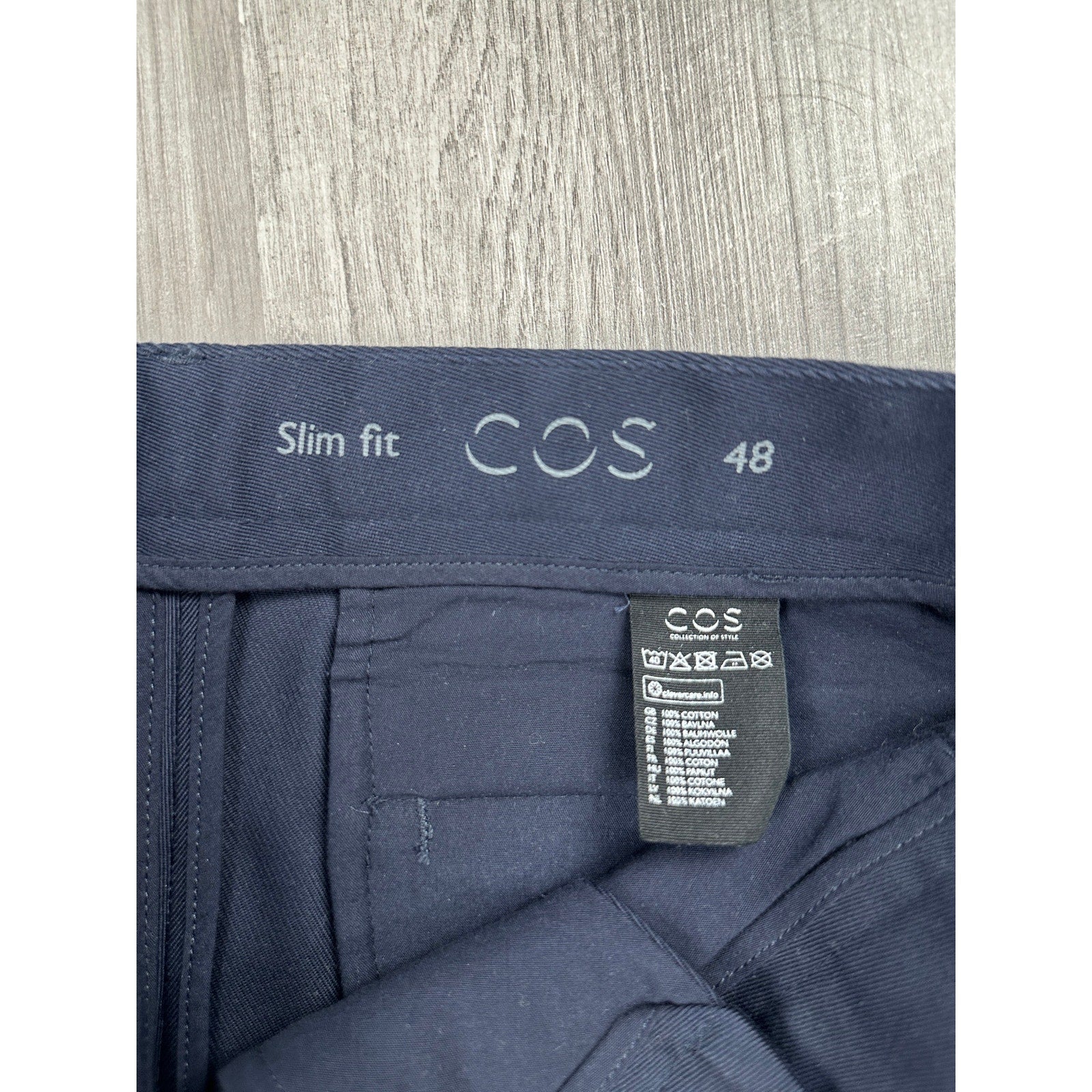 COS Slim Fit Tapered Cotton Trousers in Navy — Size 48 (US 32R) // Preowned