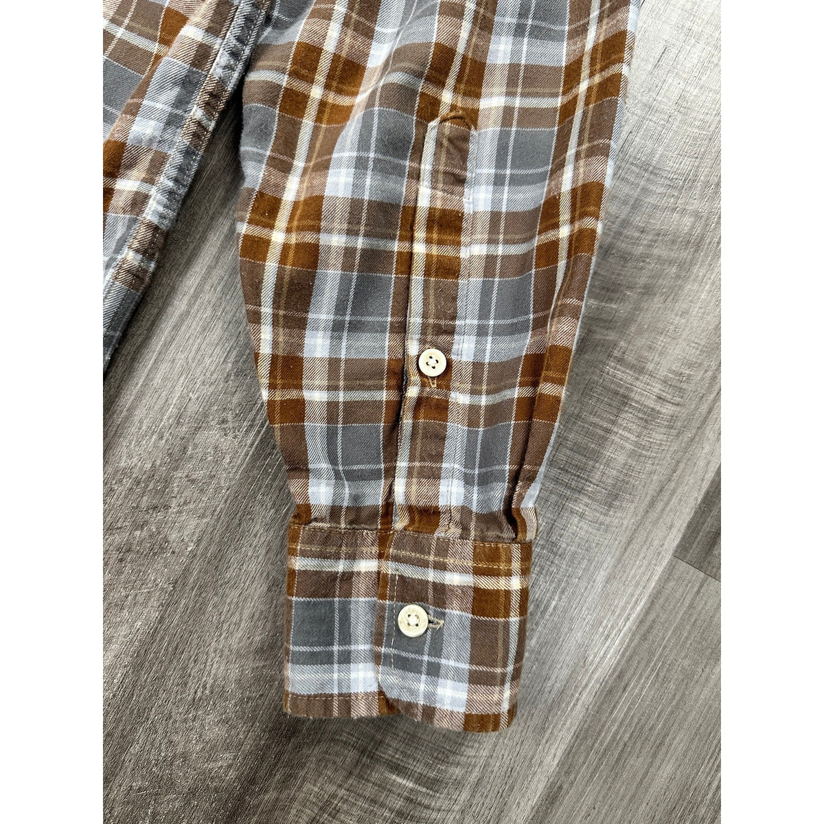 Bills Khakis Double Brushed Plaid Flannel Long Sleeve Button Down Shirt — Size Large // Preowned