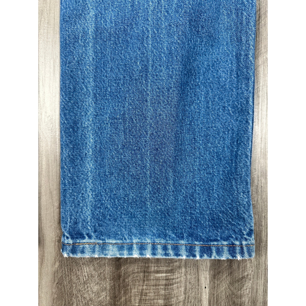 Wrangler Made in USA Cowboy Cut Slim Fit Prewashed Jeans in Blue — Size 39x36 // Preowned