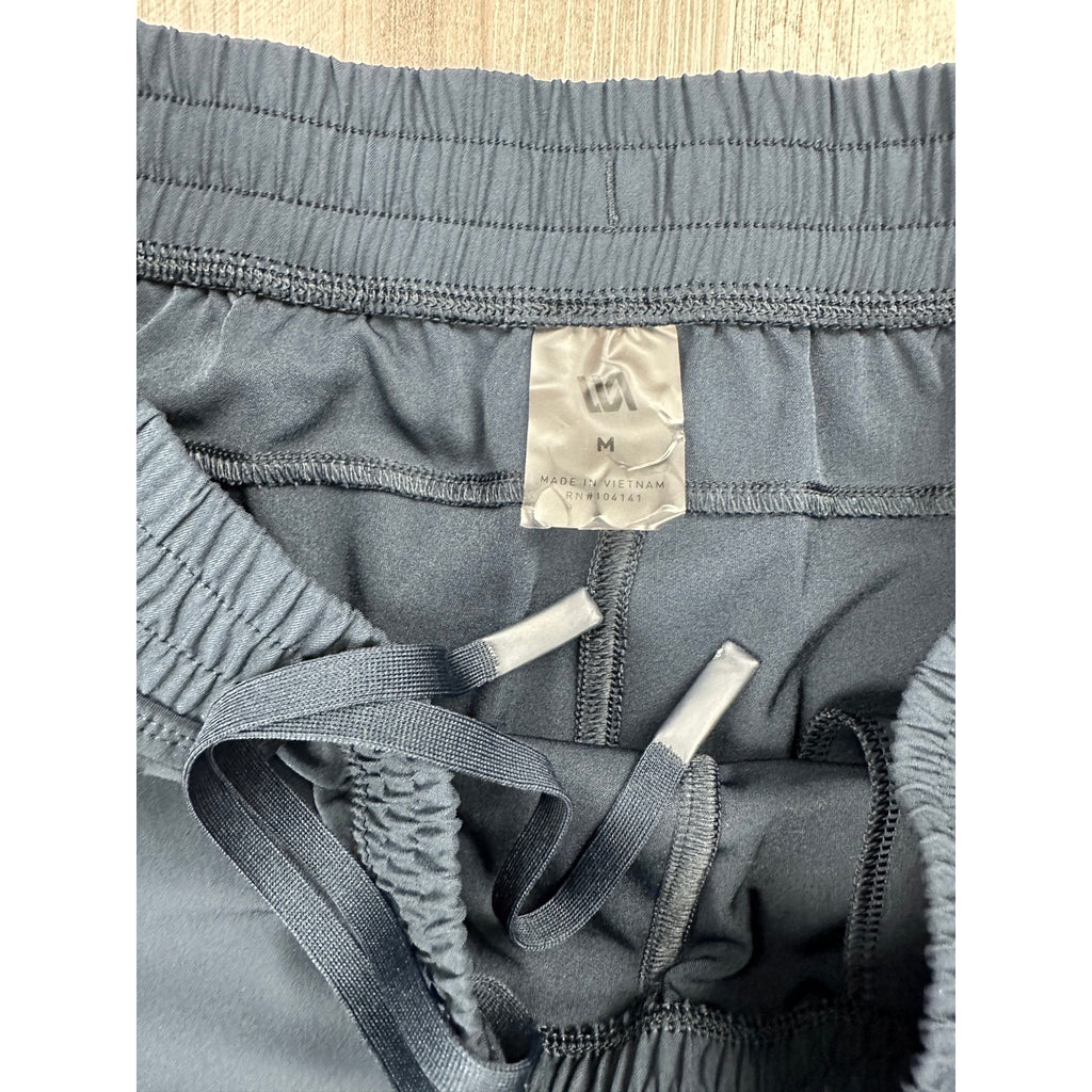 VRST All In 7" Athletic Shorts in Navy — Size Medium // Preowned