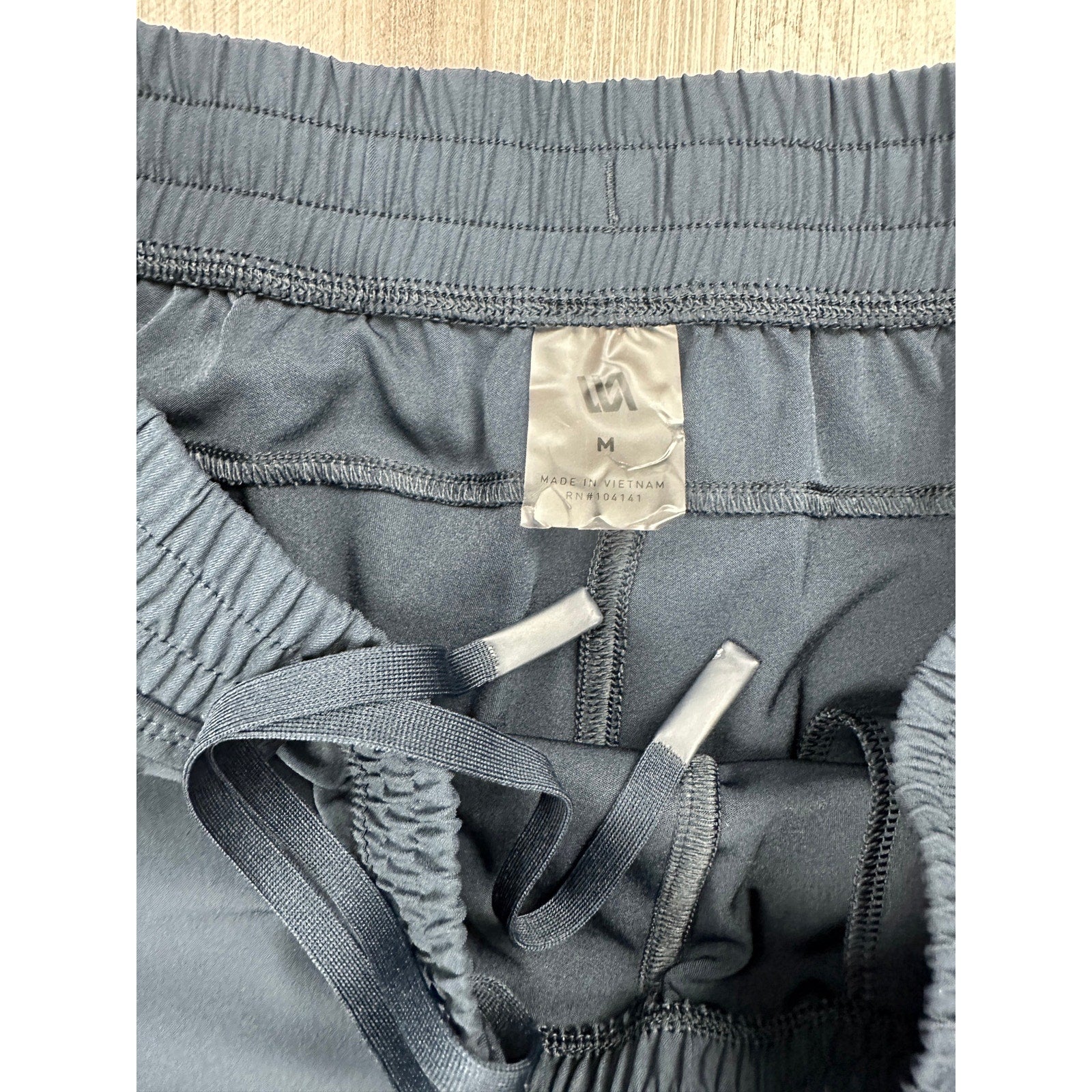 VRST All In 7" Athletic Shorts in Navy — Size Medium // Preowned