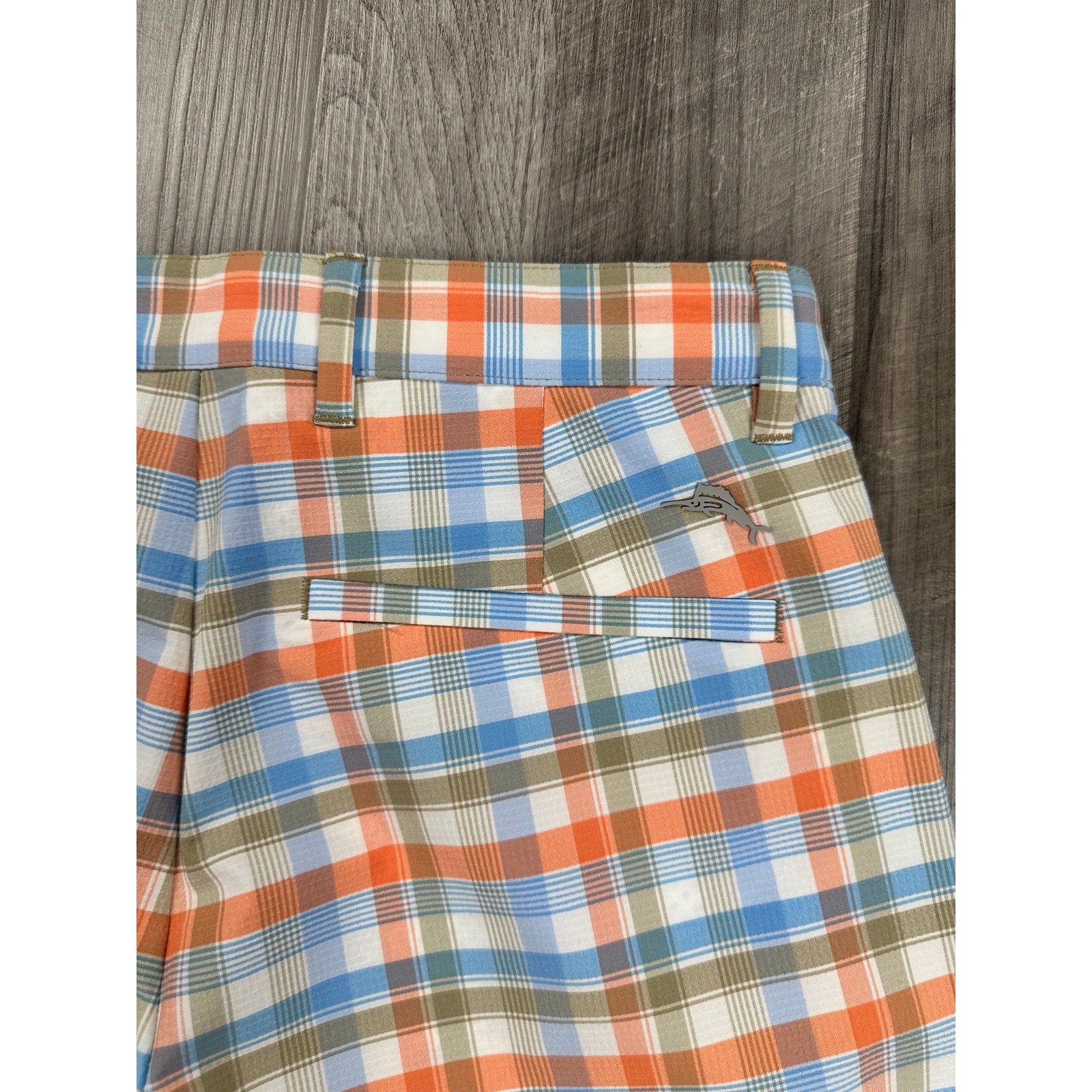 Tommy Bahama Chip Shot Caddie Plaid Golf Shorts in Continental — Size 29