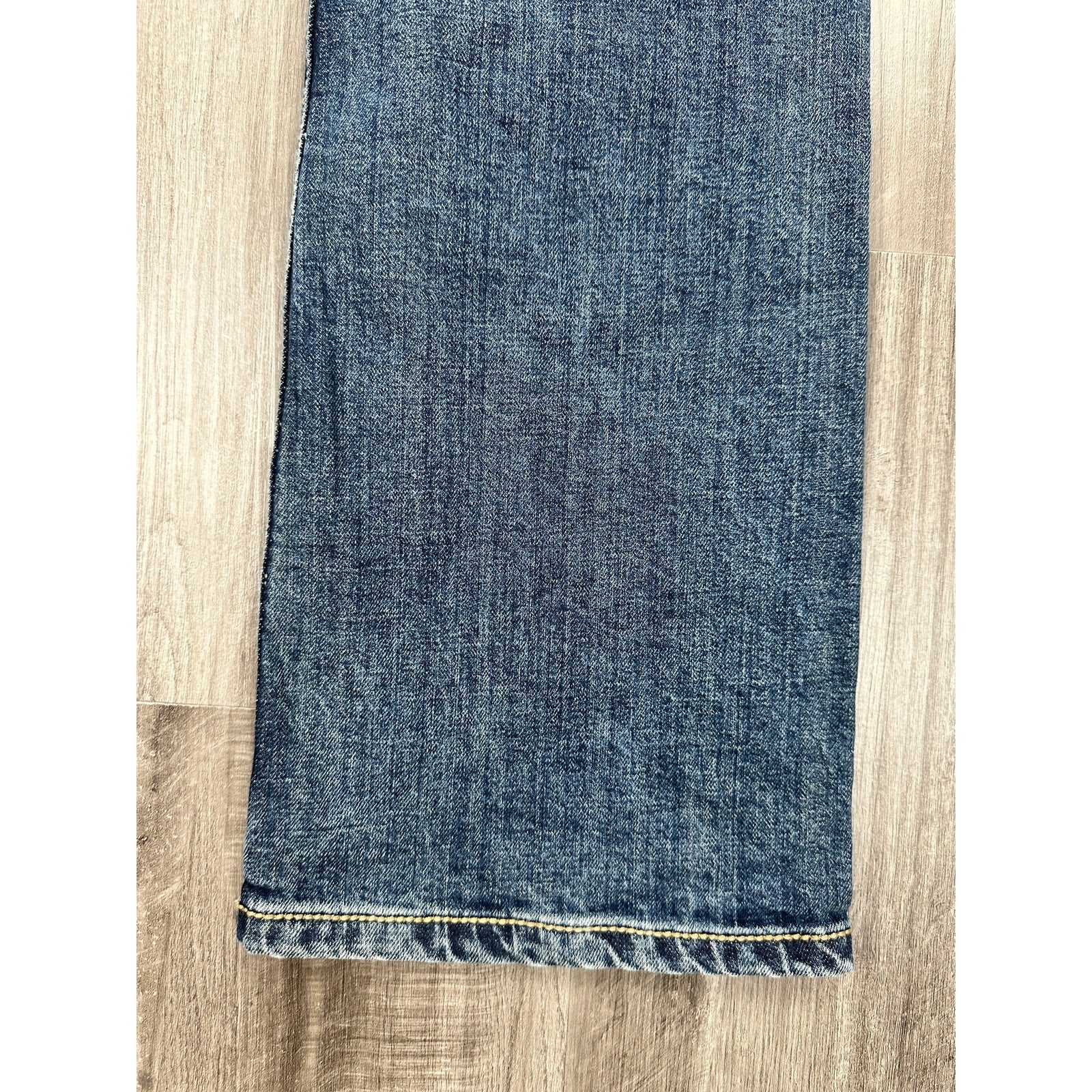 Wrangler RETRO Slim Bootcut Jeans in Blue — Size 32x32 // Preowned