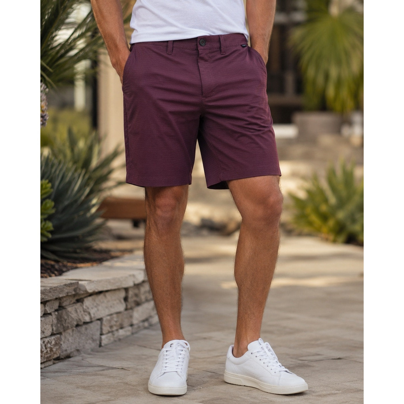 Travis Mathew Striped Golf Shorts in Maroon Black — Size 38 // Preowned