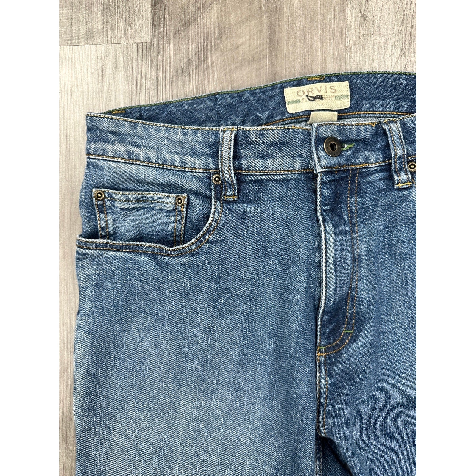 Orvis Five Pocket Straight Leg Stretch Jean in Blue — Size 32x32 // Preowned