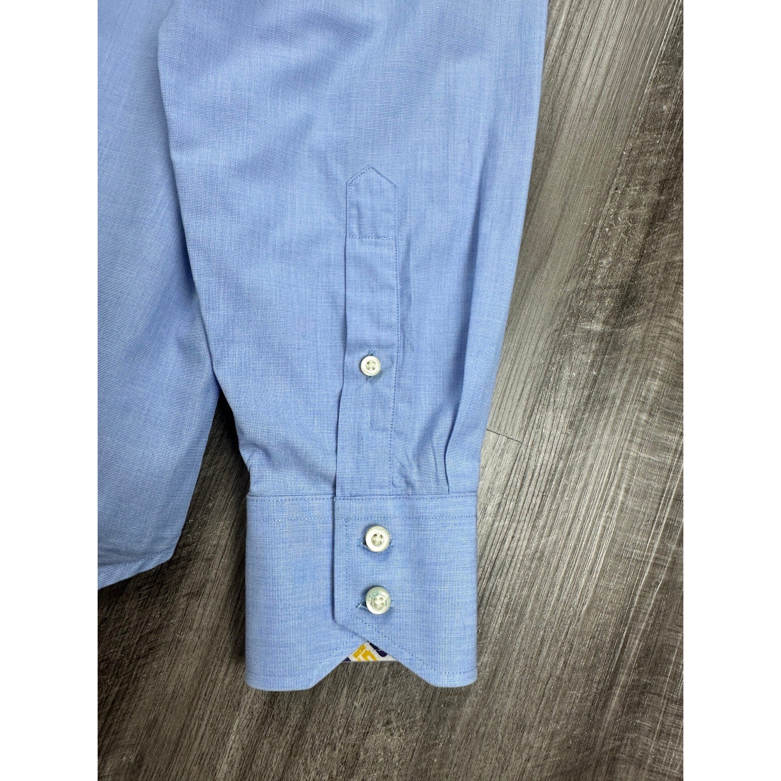 Thomas Dean LSU Tigers Collegiate Long Sleeve Button Down in Light Blue — Size Medium // Preowned