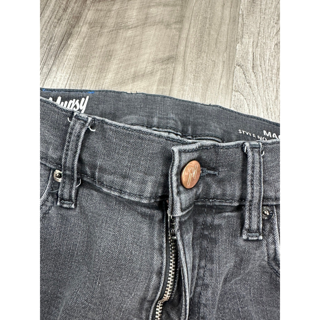 Mugsy Mags Modern Slim Straight Stretch Jean in Washed Black — Size 30x30 // Preowned
