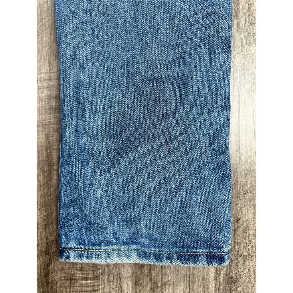 Wrangler George Strait Cowboy Cut Relaxed Fit Jean in Blue — Size 32x36 // Preowned