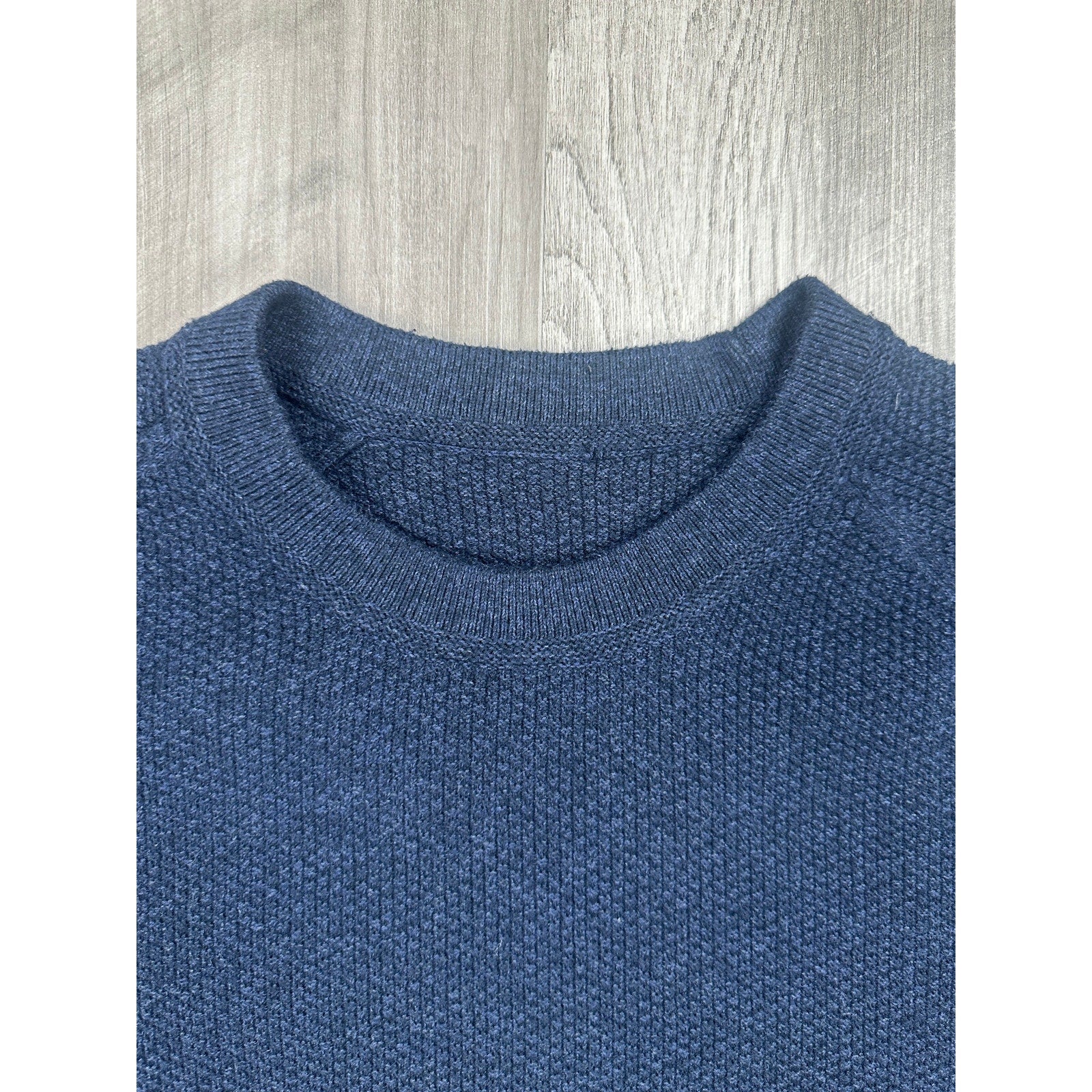 Lululemon Textured Knit Classic Fit Crewneck Sweater in Navy — Size XL // Preowned