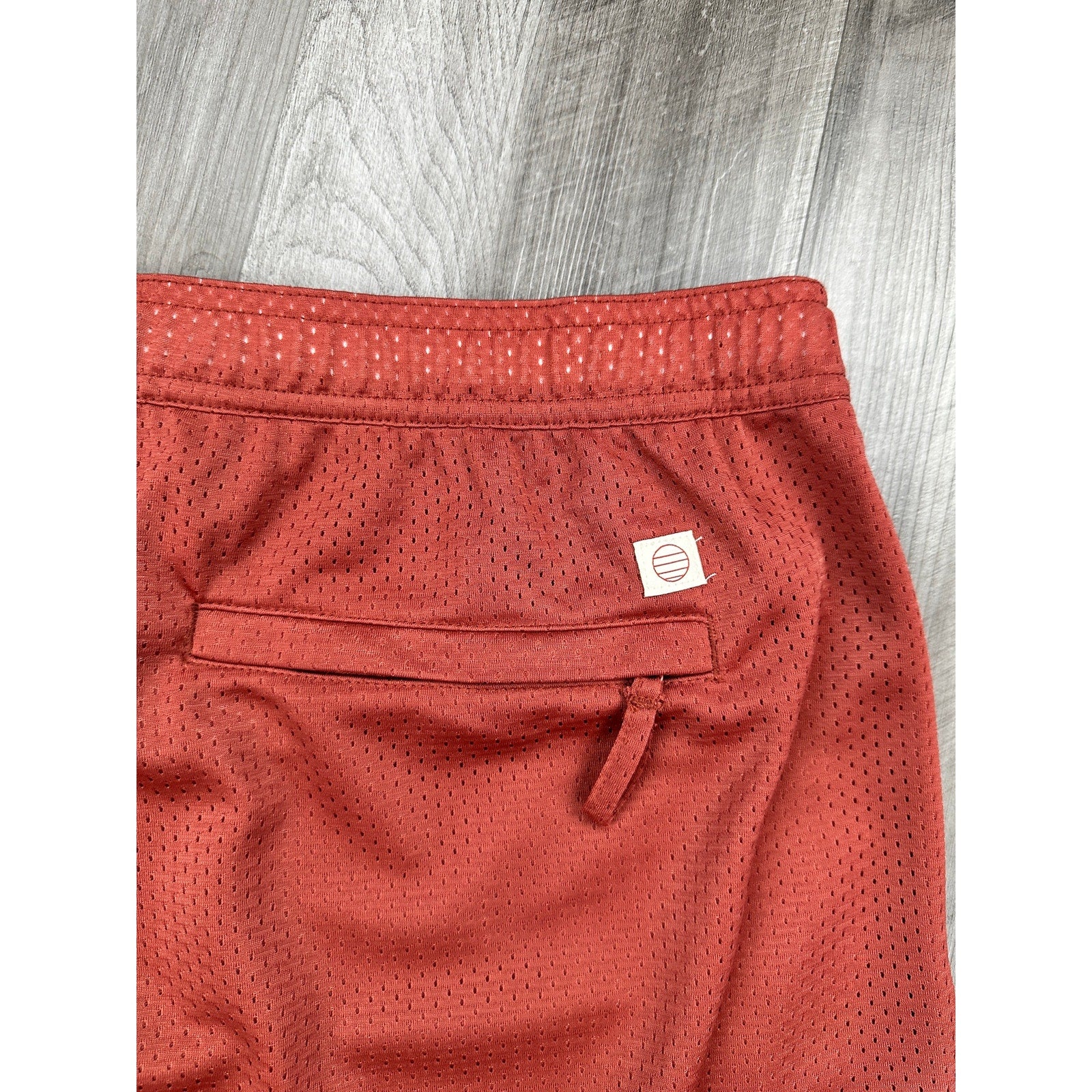 Marine Layer 6" Mesh Shorts in Baked Clay — Size 2XL