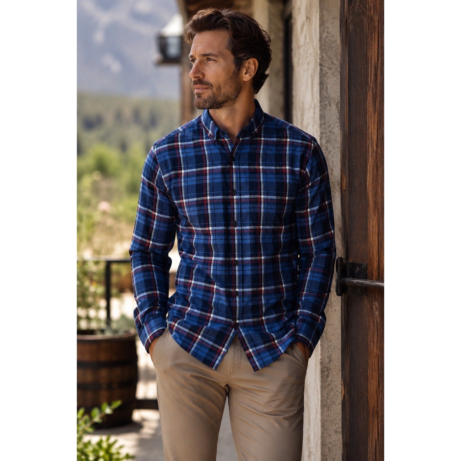 Mizzen+Main City Flannel Plaid Trim Fit Long Sleeve Button Down in Dark Blue — Size Small