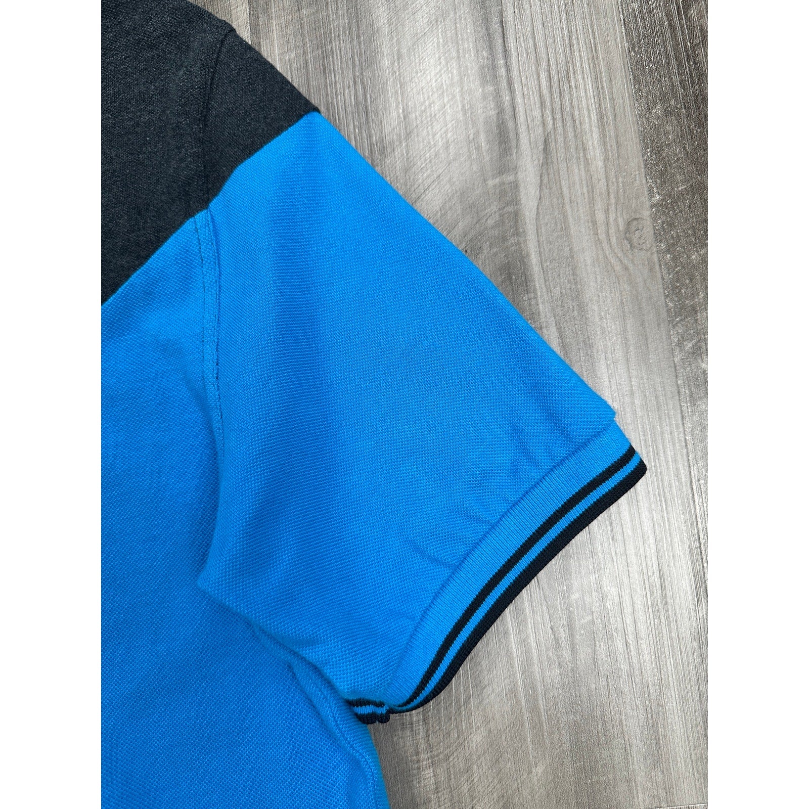 Fred Perry The Fred Perry Shirt Pique Polo Made in Portugal in Charcoal Blue — Size 44 (XL) // Preowned